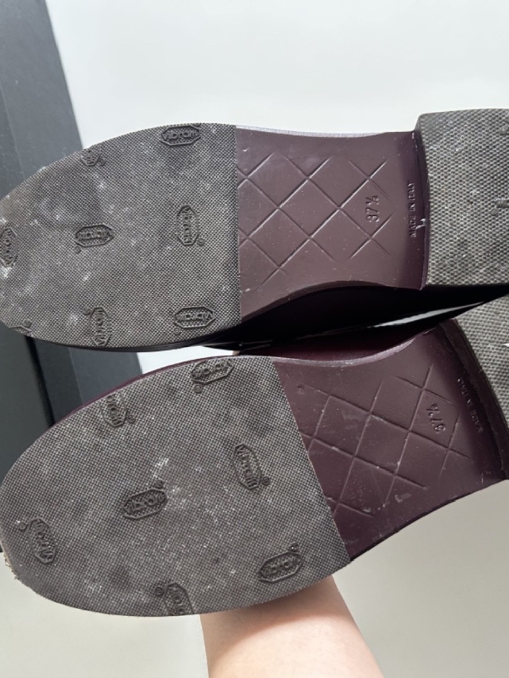 Chanel Turnlock Loafer 7.5 Burgundy - Picture 7 of 8